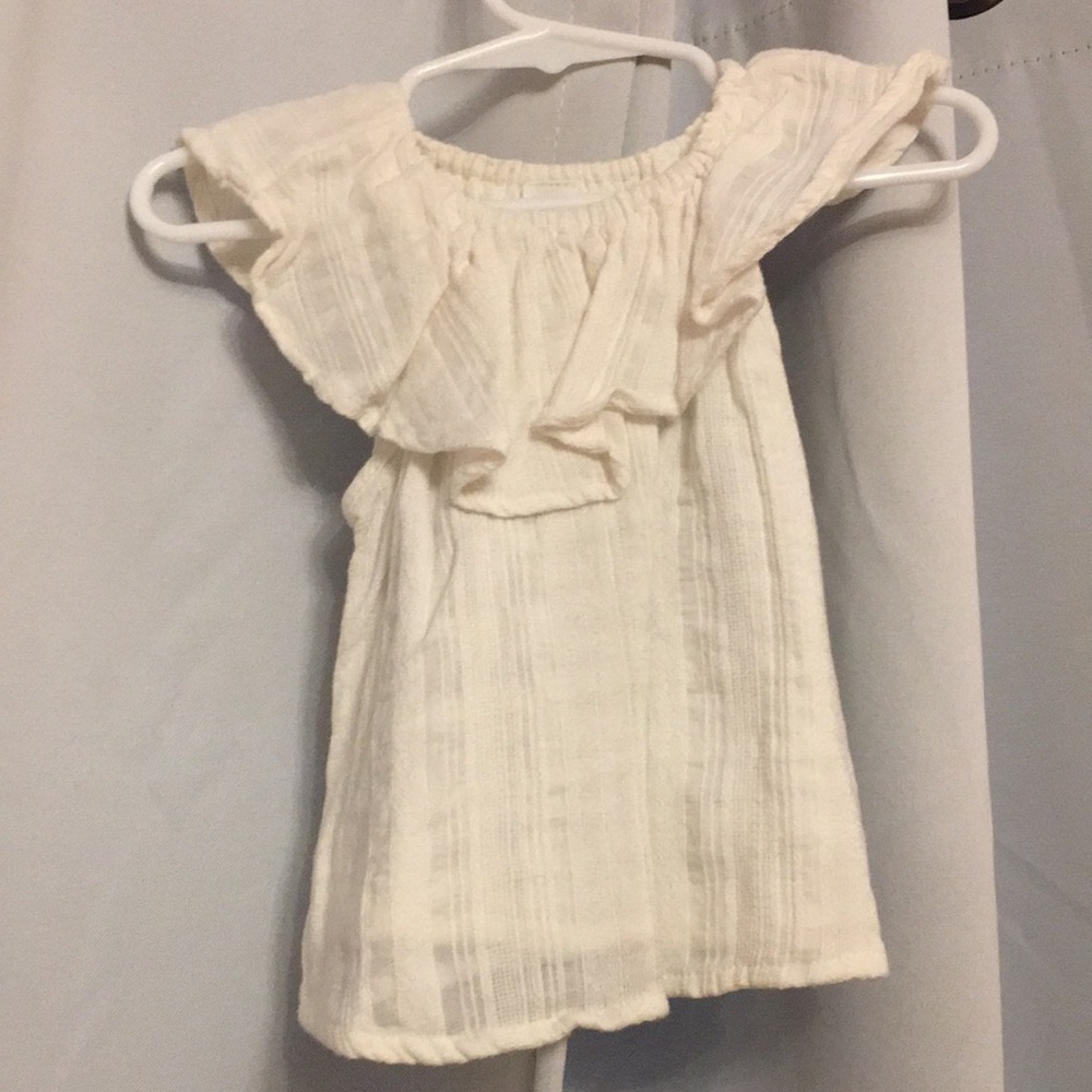 Off the shoulder ruffle top